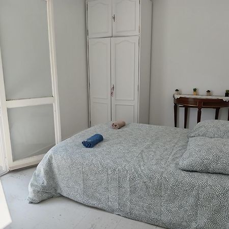 Chambre Double Lumineuse Paris Centre Deux Pas Du Metro Zewnętrze zdjęcie